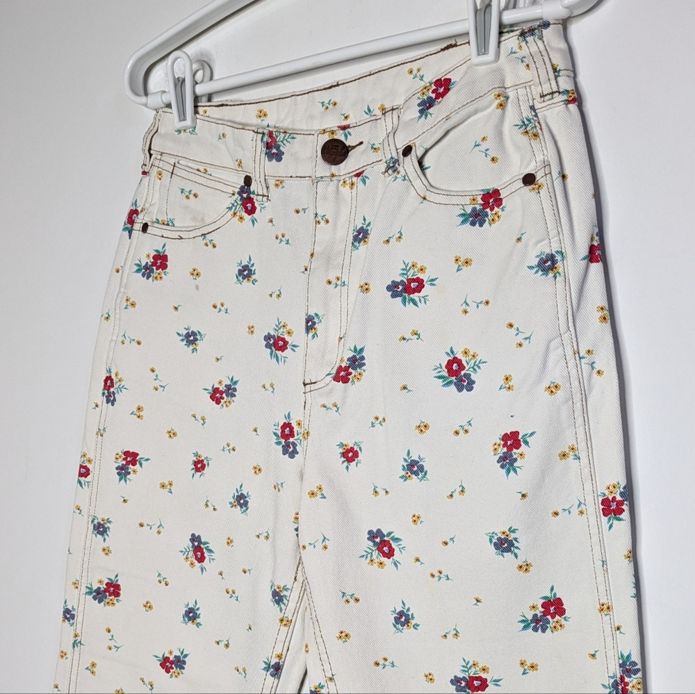 Billabong X Wrangler White Red Yellow Floral Denim Jean 25 - Picture 3 of 12